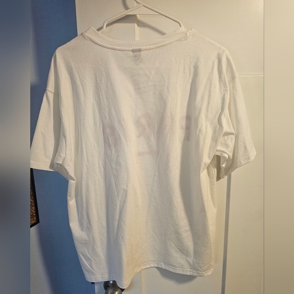 NEW Embroidered PARIS Tee Casual contemporary minimalist MEDIUM - Picture 5 of 8